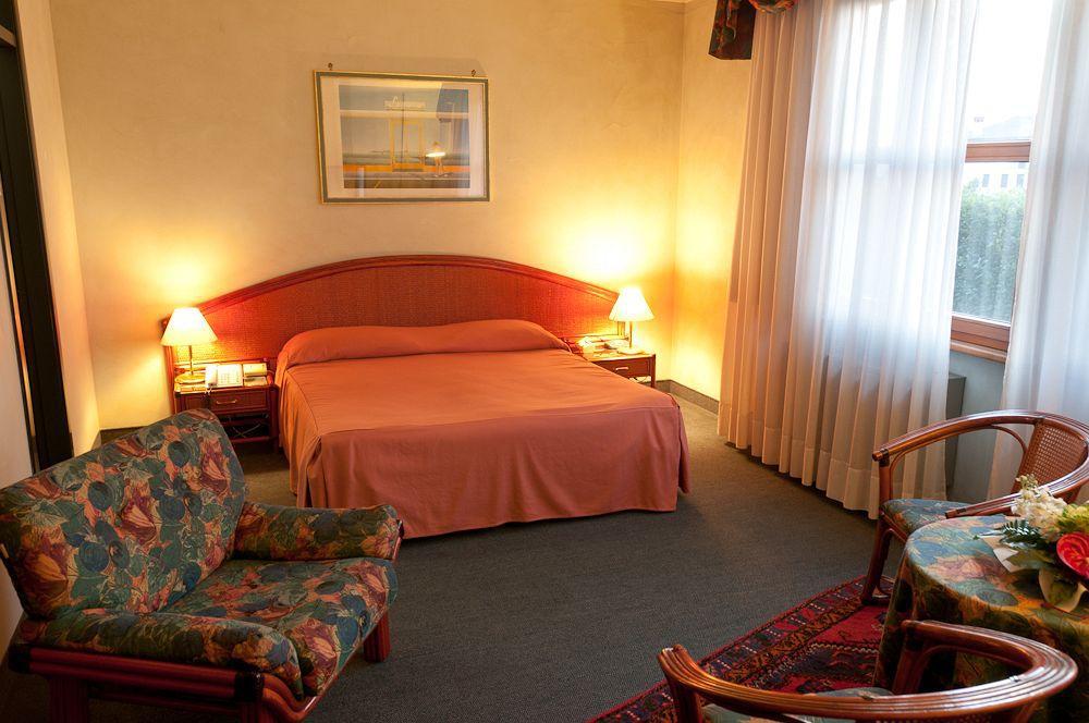 Hotel Villa Isabela SantʼAngelo المظهر الخارجي الصورة